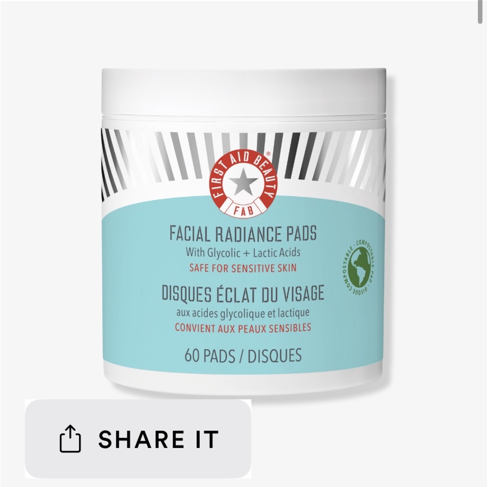 First Aid Beauty  facial radiance pads